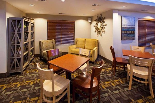 AMERICINN FAIRFIELD (Fairfield)